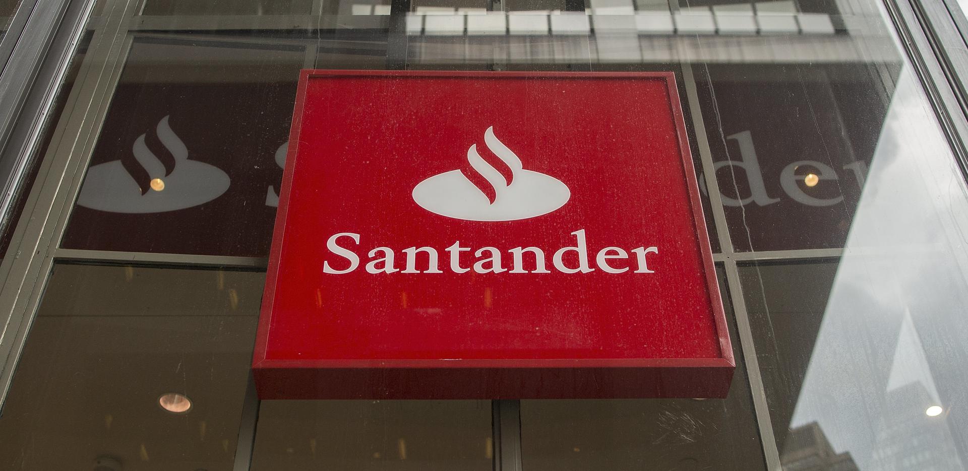 Imagen de archivo de una sucursal del Banco Santander. EFE/CJ GUNTHER