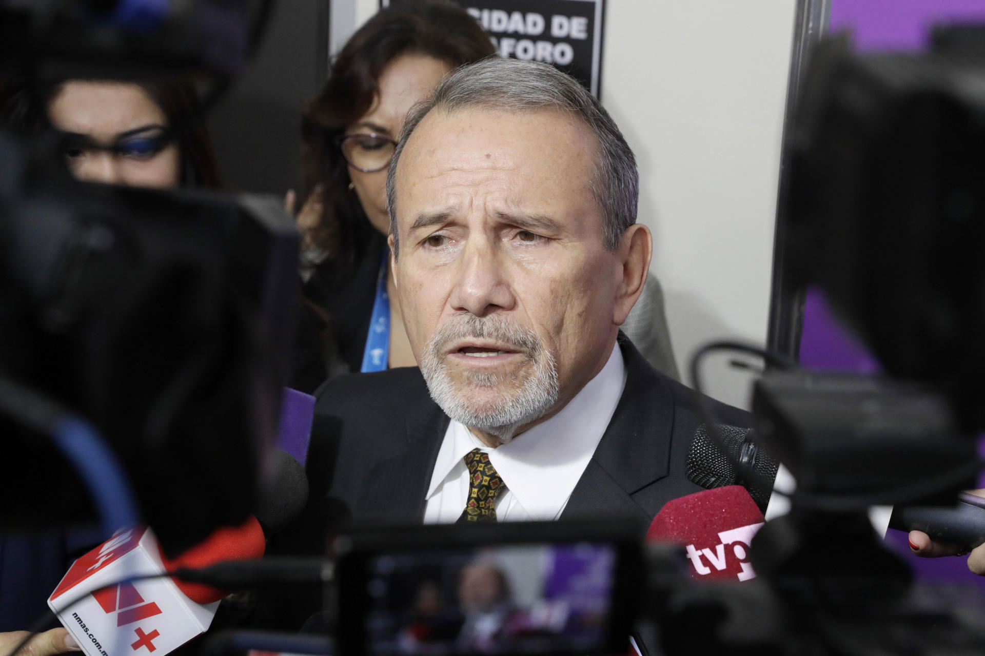 El canciller de Perú, Elmer Schialer, en una foto de archivo. EFE/Carlos Ortega