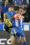 El delantero del Alavés Kike García (d) lucha el balón con Jon Martín, de la Real Sociedad, durante el partido de la jornada 33 de LaLiga que Deportivo Alavés y Real Sociedad disputan hoy miércoles en Mendizorroza. EFE/ Adrián Ruiz Hierro
