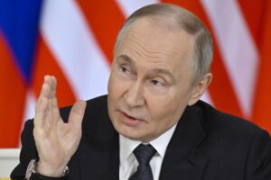 El presidente ruso, Vladímir Putin, este miércoles, 14 de mayo, en Moscú (Rusia). EFE/Alexander Nemenov/Pool