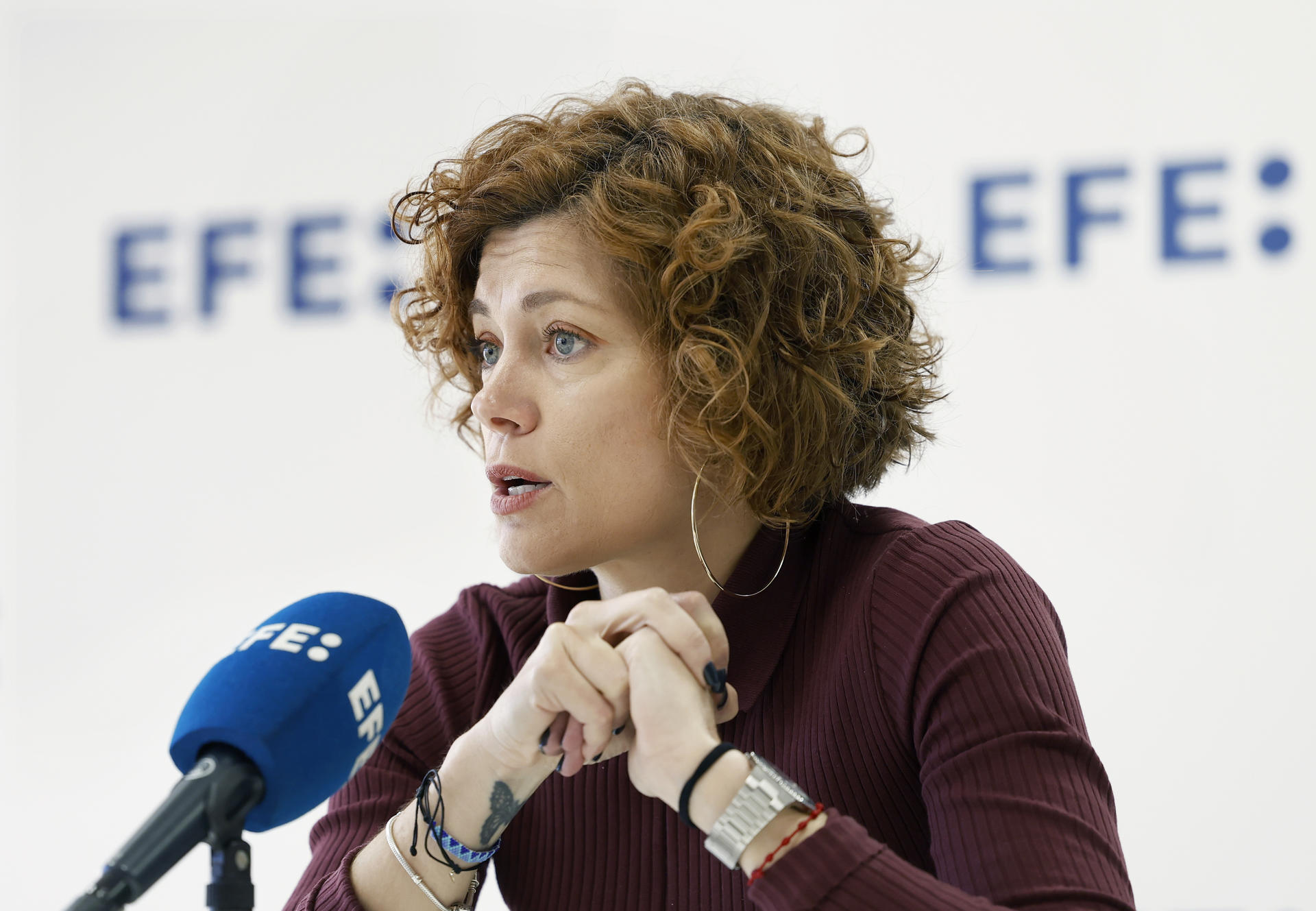La secretaria general de ERC, Elisenda Alamany, analiza en una entrevista con EFE las negociaciones sobre un modelo de financiación para Cataluña y las repercusiones de cara a los próximos presupuestos. EFE/ Andreu Dalmau