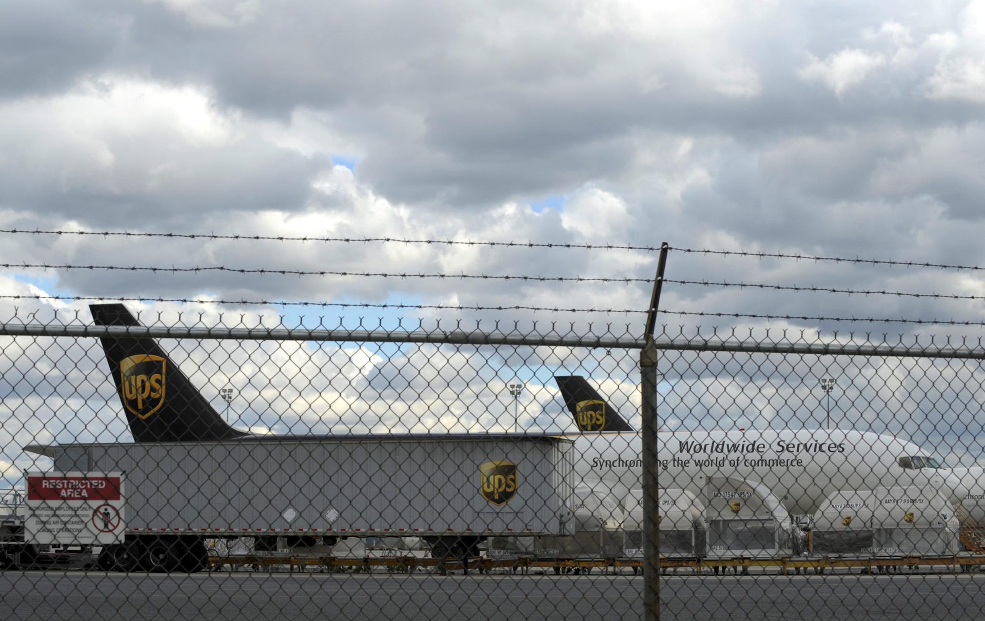 Fotografía de archivo del aeropuerto de Newark. EFE/Peter Foley