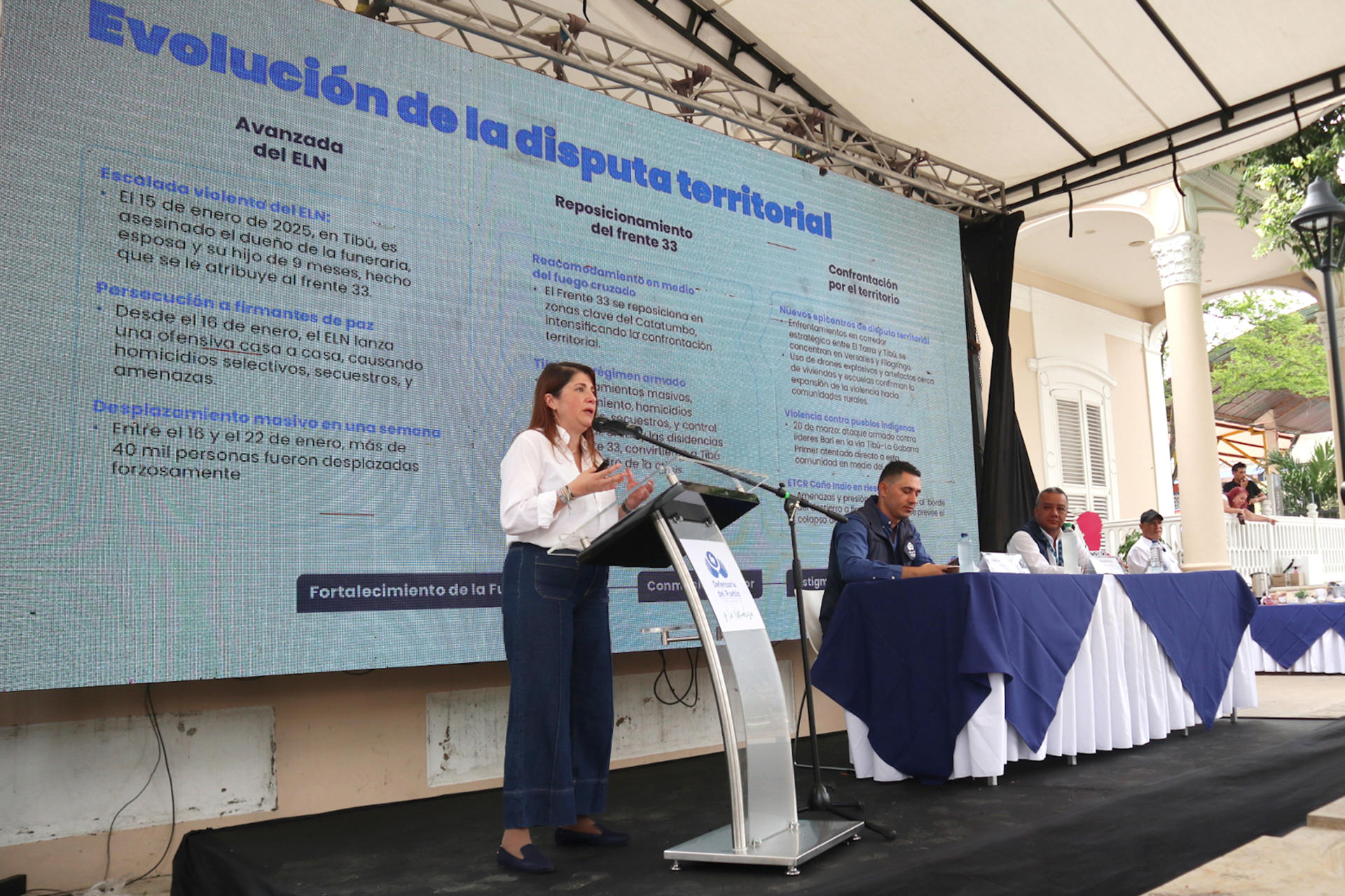 La defensora del pueblo de Colombia, Iris Marín Ortiz, habla este martes durante su visita a Cúcuta (Colombia). EFE/ Mario Caicedo