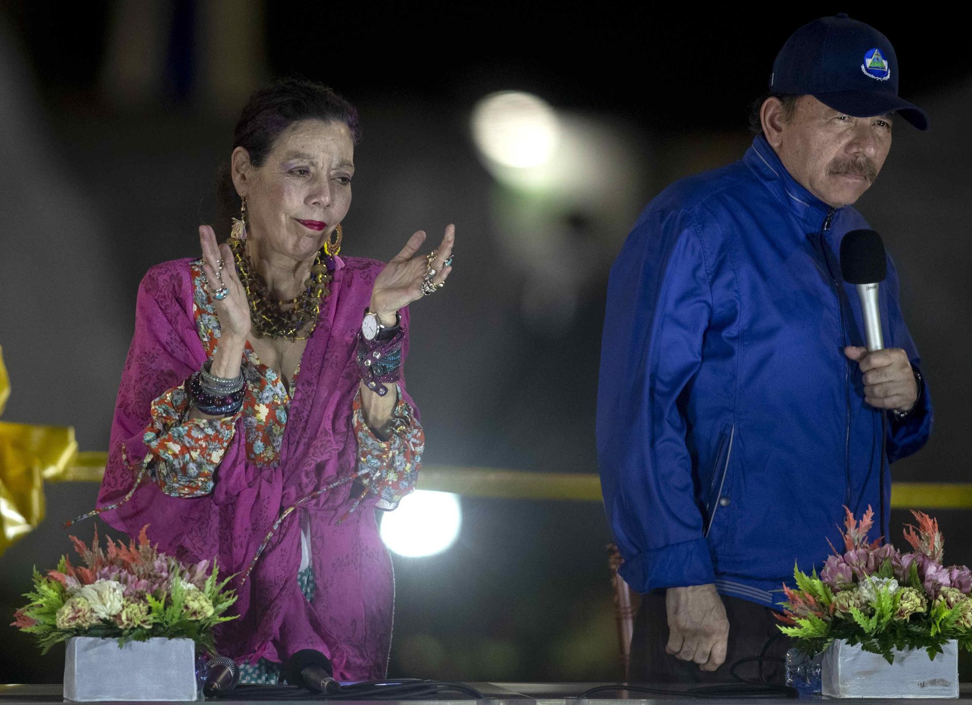 Rosario Murillo y Daniel Ortega, esposos y copresidentes de Nicaragua, en una foto de archivo. EFE/Jorge Torres