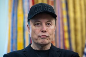 Fotografía de Elon Musk durante una conferencia de prensa en la Casa Blanca en Washington (EE.UU.). EFE/EPA/FRANCIS CHUNG / POOL