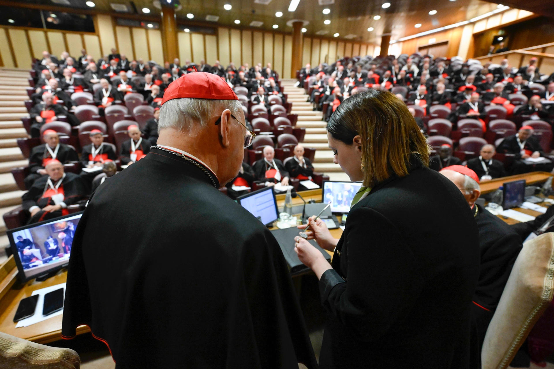 - El Anillo del Pescador y los sellos del papa Francisco, símbolo del poder pontificio, han sido anulados este martes, dieciséis días después de su muerte, ha confirmado el portavoz de la Santa Sede, Matteo Bruni, un día antes del cónclave para elegir a un nuevo pontífice. EFE/ Vatican Media ***SOLO USO EDITORIAL/SOLO DISPONIBLE PARA ILUSTRAR LA NOTICIA QUE ACOMPAÑA (CRÉDITO OBLIGATORIO)***