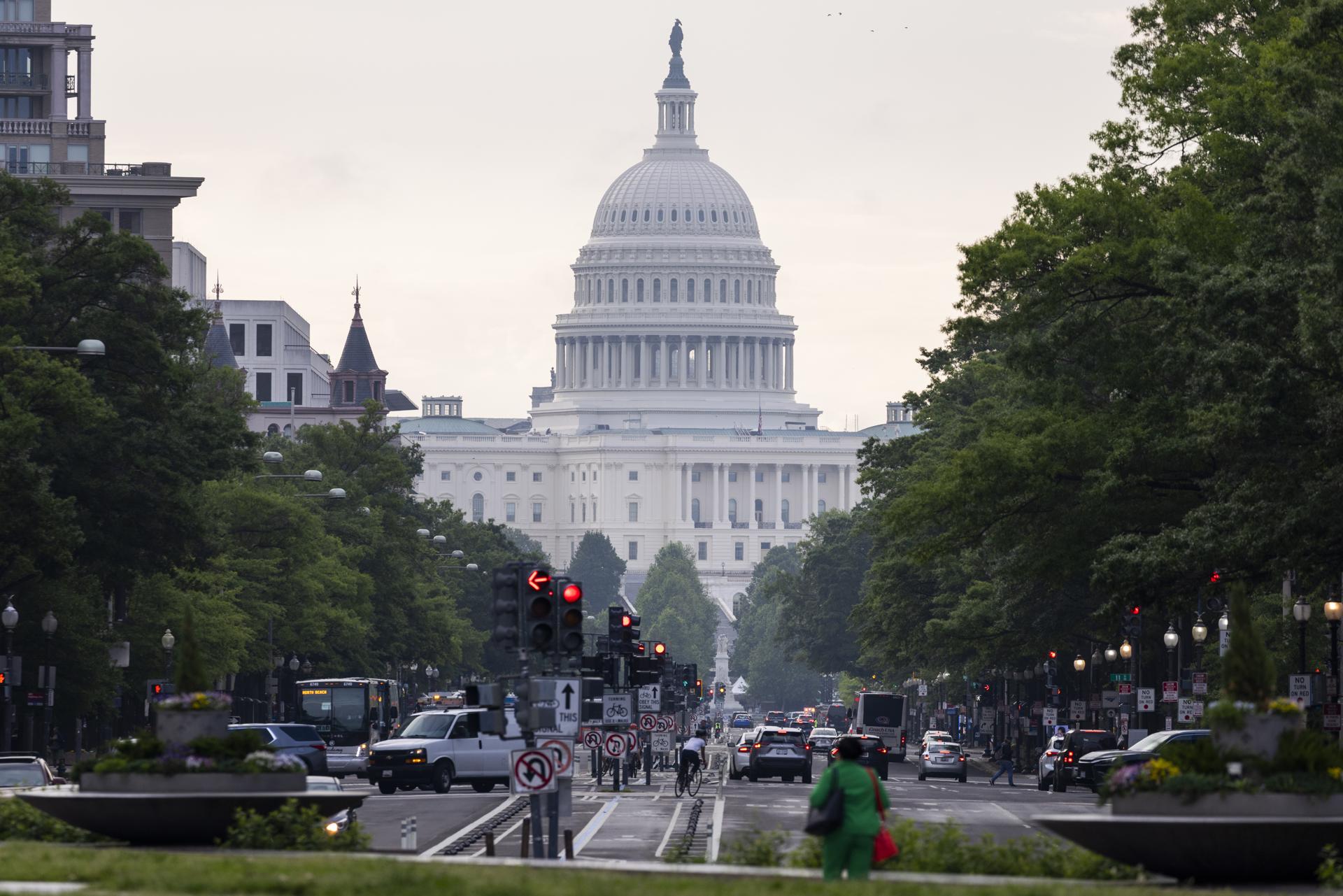 El Capitolio de los Estados Unidos en Washington, DC, EE.UU., 15 de mayo de 2025. EFE/SHAWN THEW
