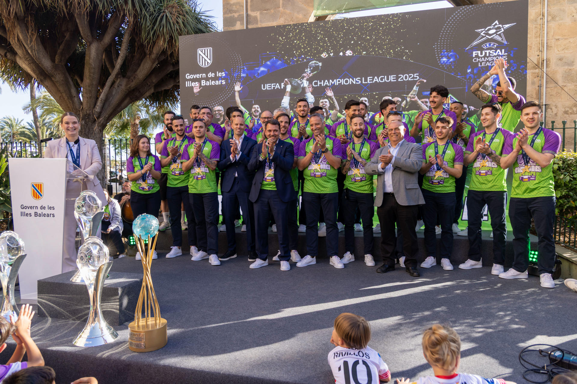 Recepción del Gobierno balear al Illes Balears Palma Futsal por su victoria en la Liga de Campeones de fútbol sala, este martes en Palma de Mallorca. EFE/Cati Cladera