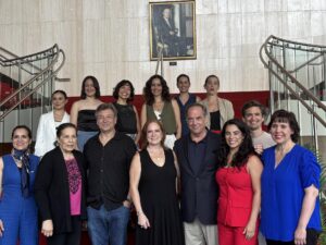 El elenco del Festival Casals 2025 al posar este martes, 13 de mayo, durante una rueda de prensa, en el Centro de Bellas Artes de San Juan (Puerto Rico). EFE/Esther Alaejos