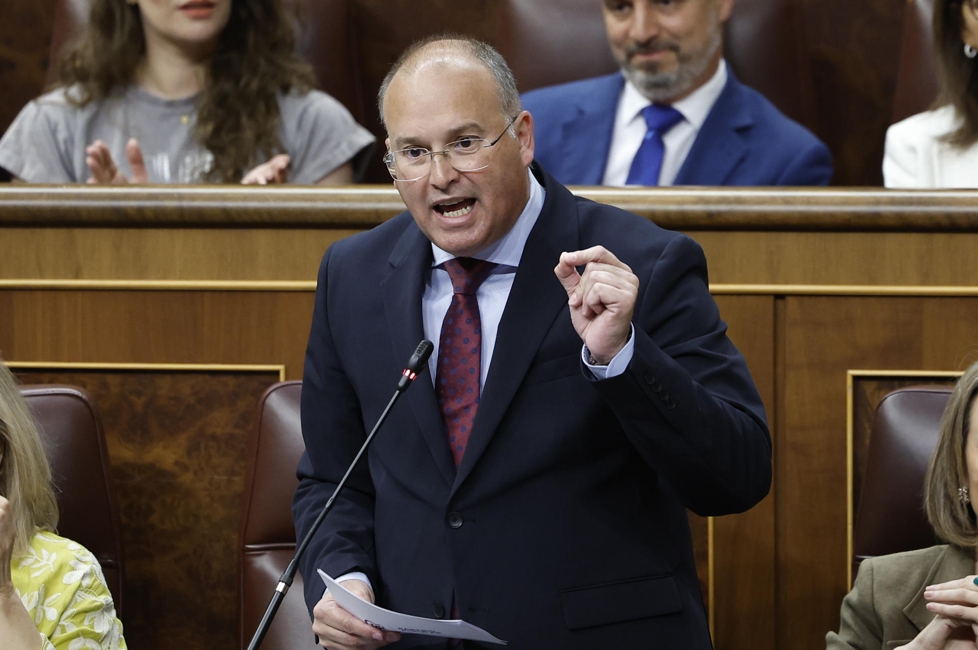 El portavoz del PP, Miguel Tellado, en la sesión de control al Ejecutivo este miércoles en el Congreso. EFE/Chema Moya