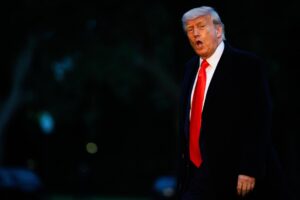 El presidente estadounidense, Donald Trump, en una imagen del 22 de mayo de 2025. EFE/EPA/SAMUEL CORUM / POOL