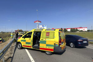 Accidente de tráfico este pasado sábado en el que falleció una persona. EFE/Comunidad de Madrid SOLO USO EDITORIAL/SOLO DISPONIBLE PARA ILUSTRAR LA NOTICIA QUE ACOMPAÑA (CRÉDITO OBLIGATORIO)