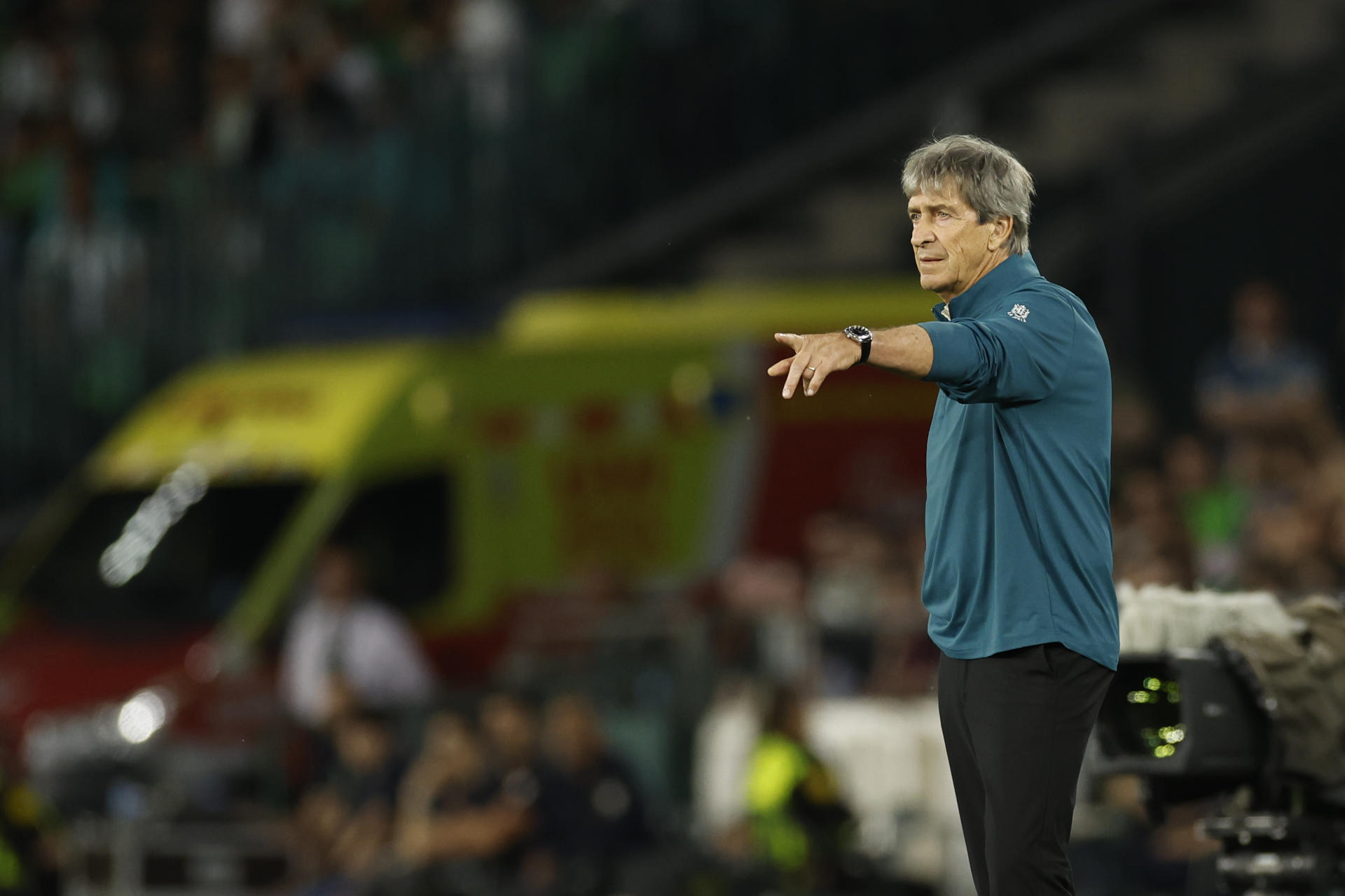El técnico chileno del Betis, Manuel Pellegrini. EFE/Julio Muñoz
