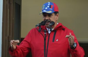 Fotografía de archivo del presidente de Venezuela, Nicolás Maduro, durante una alocución en el Palacio de Miraflores, en Caracas (Venezuela). EFE/Miguel Gutiérrez