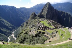 Fotografía de archivo de una vista panorámica general de la ciudadela inca de Machu Picchu, en el Cuzco (Perú) . EFE/Ernesto Arias