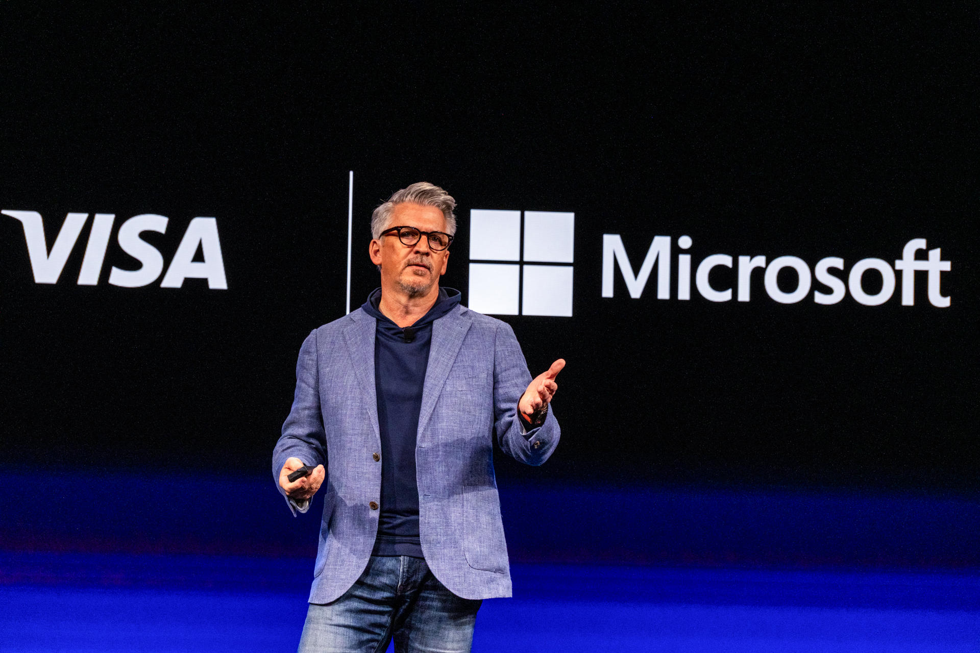 El director de Productos y Estrategia de Visa, Jack Forestell, habla en la conferencia Visa Global Product Drop en The Midway en San Francisco, California (Estados Unidos). EFE/ Camille Cohen