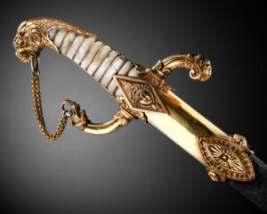 Un sable utilizado por Napoleón Bonaparte durante todo su período como emperador fue subastado en casi 4,7 millones de euros, anunció este viernes la casa de subastas parisina Drouot. EFE/ Drouot ***SOLO USO EDITORIAL/SOLO DISPONIBLE PARA ILUSTRAR LA NOTICIA QUE ACOMPAÑA (CRÉDITO OBLIGATORIO)***
