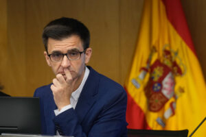 El presidente del Consejo de Administración de la Corporación RTVE, José Pablo López Sánchez, comparece ante la Comisión Mixta de Control Parlamentario RTVE y sus Sociedades del Congreso de los Diputados este jueves. EFE/ Borja Sanchez-Trillo