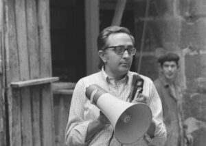 Imagen de archivo de Mariano Ozores durante el rodaje de una película. EFE/rba