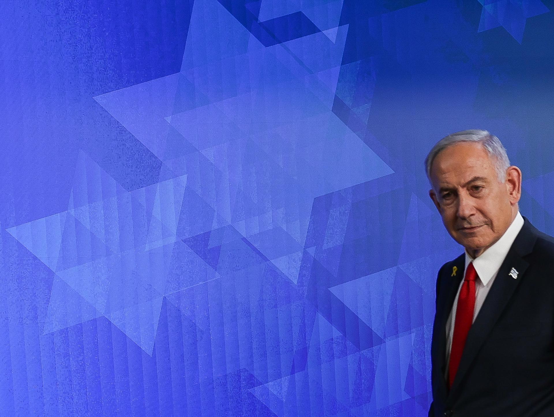 El Primer Ministro israelí, Benjamin Netanyahu, se va después de dirigirse a una conferencia de prensa en Jerusalén, 21 de mayo de 2025. (Jerusalén) EFE/EPA/RONEN ZVULUN / POOL
