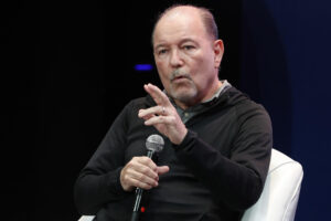 Fotografía de archivo del legendario cantautor panameño Rubén Blades, durante un conversatorio, en Ciudad de Panamá. EFE/ Bienvenido Velasco