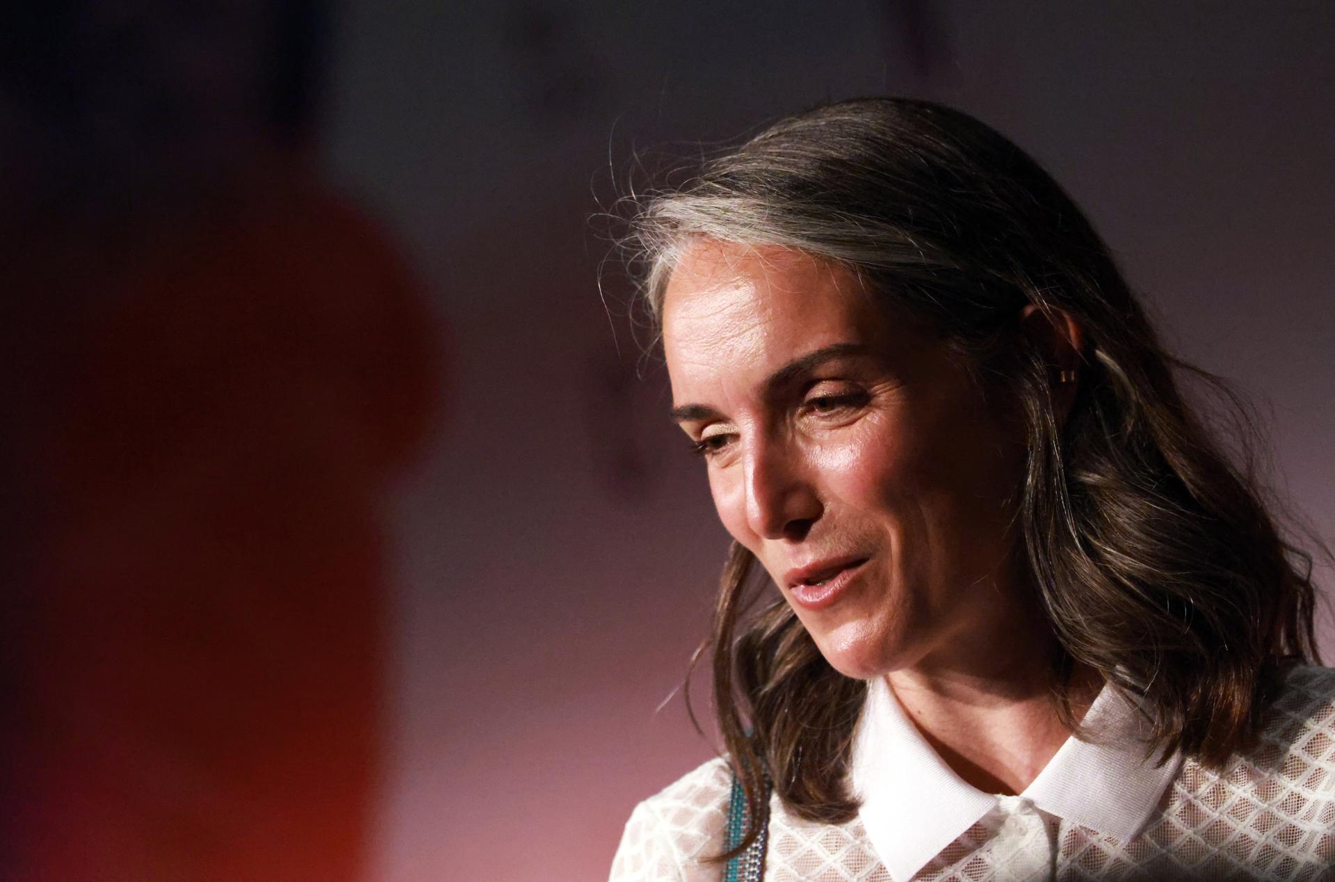 La directora francesa Amelie Bonnin asiste a la rueda de prensa de 'Partir Un Jour (Leave One Day)' durante el 78º Festival de Cine de Cannes, en Cannes, Francia, el 14 de mayo de 2025. El festival de cine se celebra del 13 al 24 de mayo de 2025. (Cine, Francia) EFE/EPA/CLEMENS BILAN / POOL
```