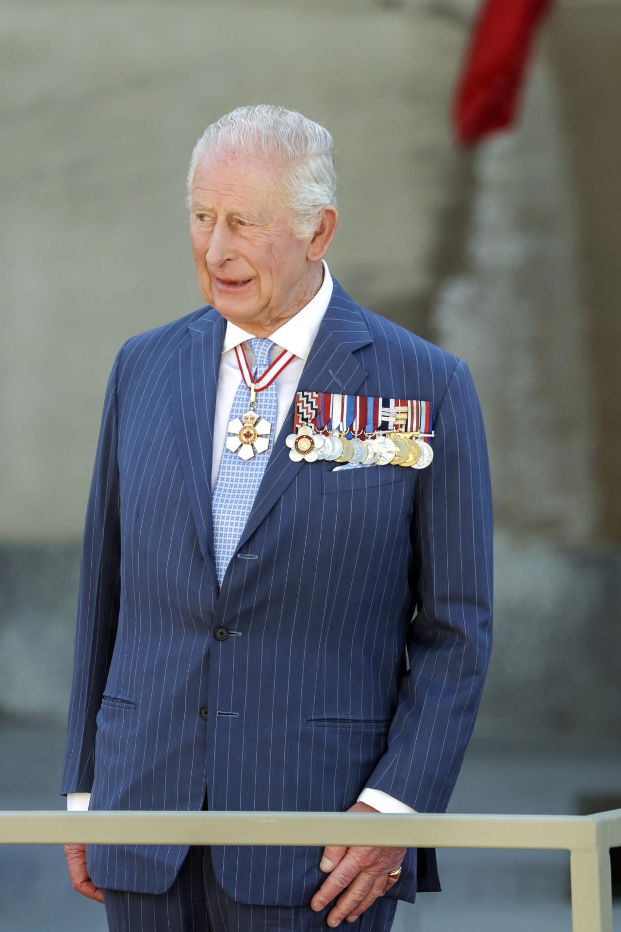 El rey Carlos III del Reino Unido aseguró este martes que Canadá encara "un momento crítico", con "desafíos sin precedentes" en el que las relaciones del país con sus socios "están cambiando" en un "mundo peligroso". EFE/EPA/ERIC REID