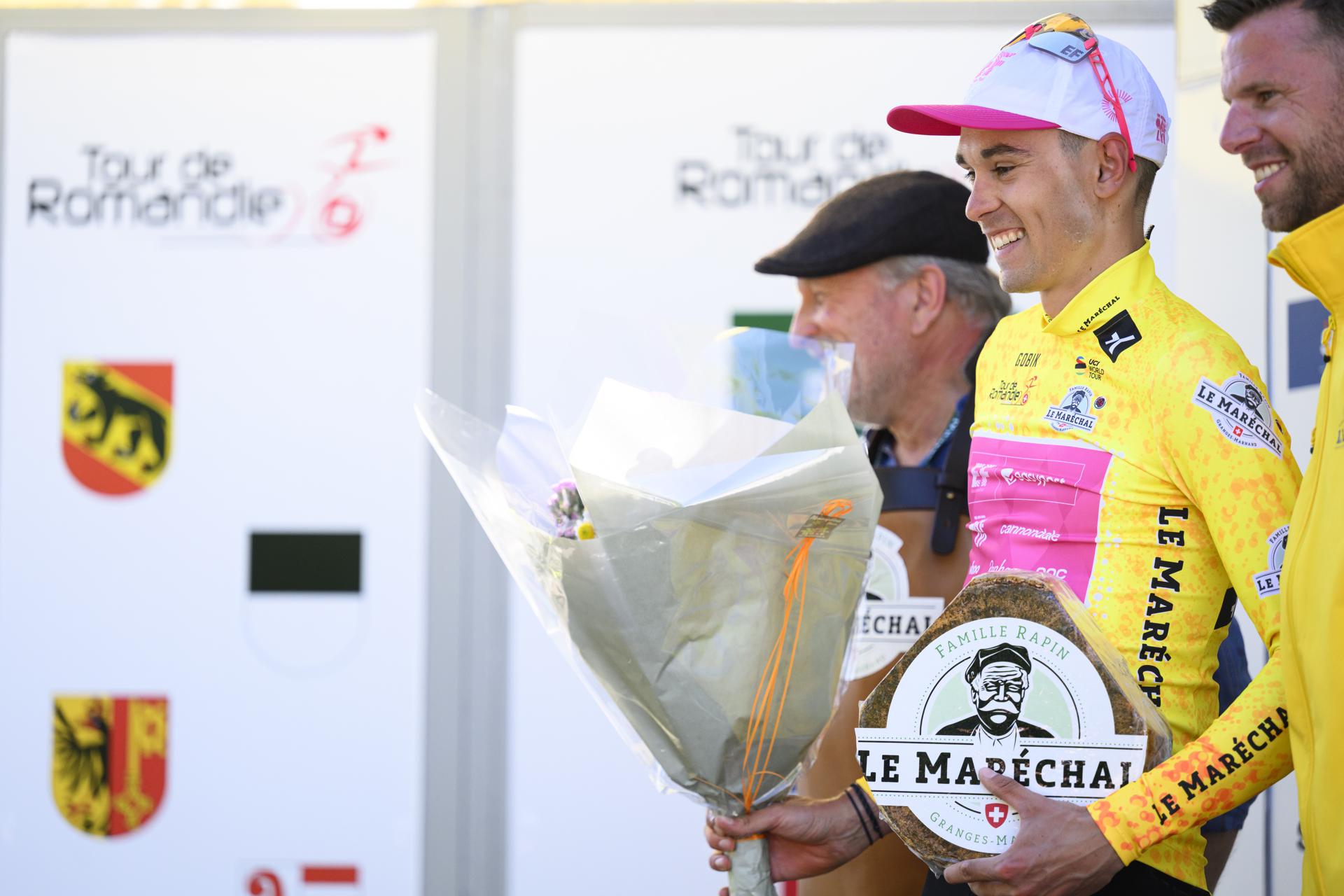 El francés Alex Baudin, nuevo líder del Tour de Romandía. EFE/EPA/LAURENT GILLIERON