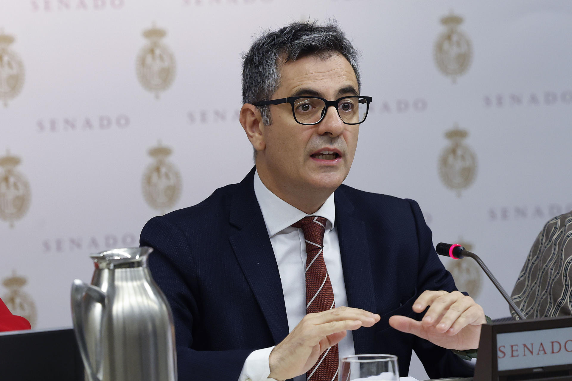 El ministro de Presidencia, Justicia y Relaciones con las Cortes, Félix Bolaños, este viernes en la Comisión de Justicia del Senado. EFE/ J.P.Gandul