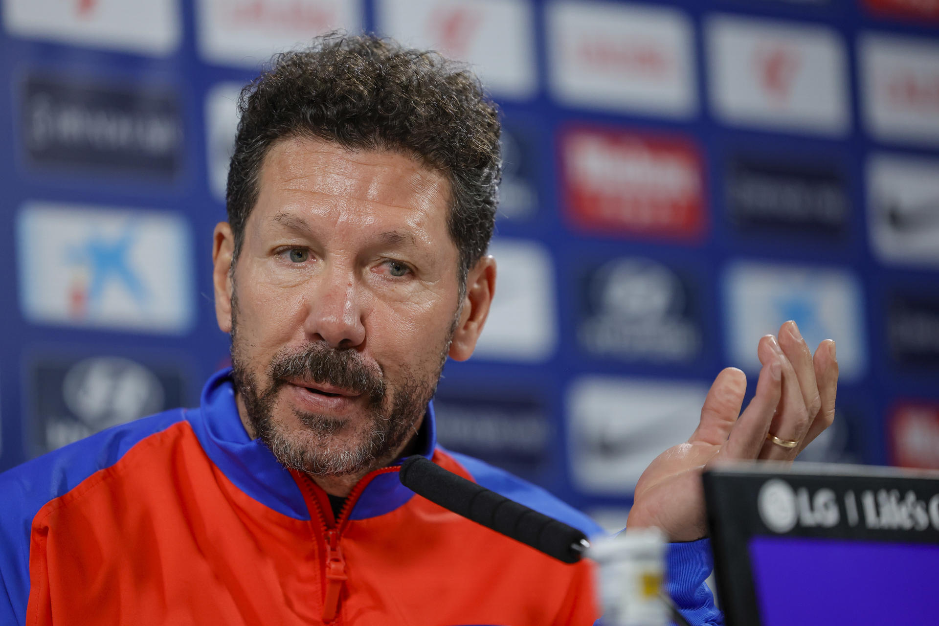Simeone, durante la rueda de prensa.-EFE/ Zipi Aragón