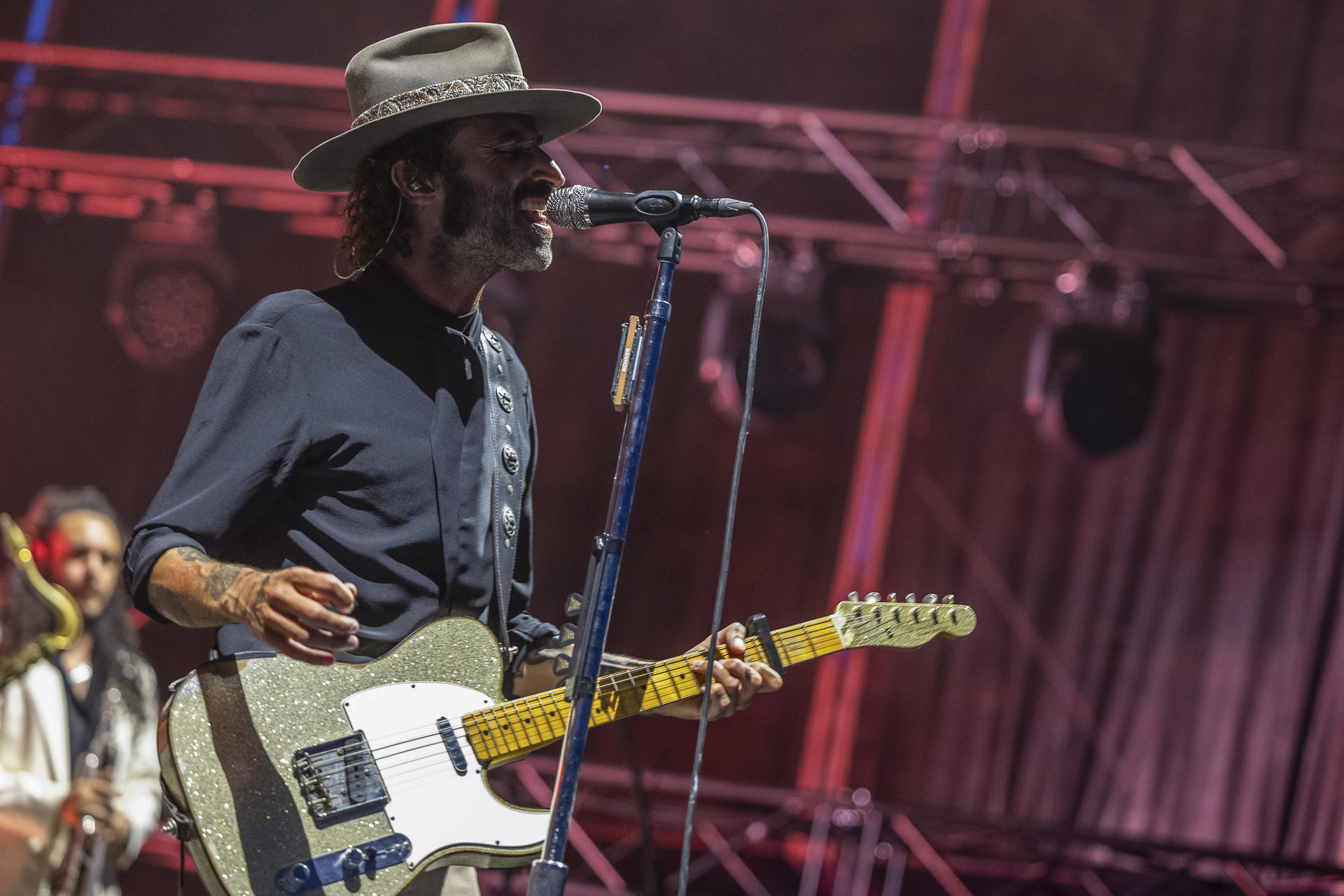 El cantante y compositor Leiva arranca este viernes en Toledo su nueva gira 'Gigante', que incluye treinta actuaciones en España, con un fin de gira el 8 de noviembre en Barcelona. EFE/Ismael Herrero