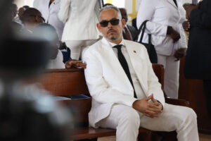 El primer ministro de Haití, Alix Didier Fils-Aimé, participa en un acto de celebración por el Día de la Bandera este domingo, que conmemora el 222 aniversario de la creación de la bandera haitiana, en Cabo Haitiano (Haití). EFE/ Patrice Noel