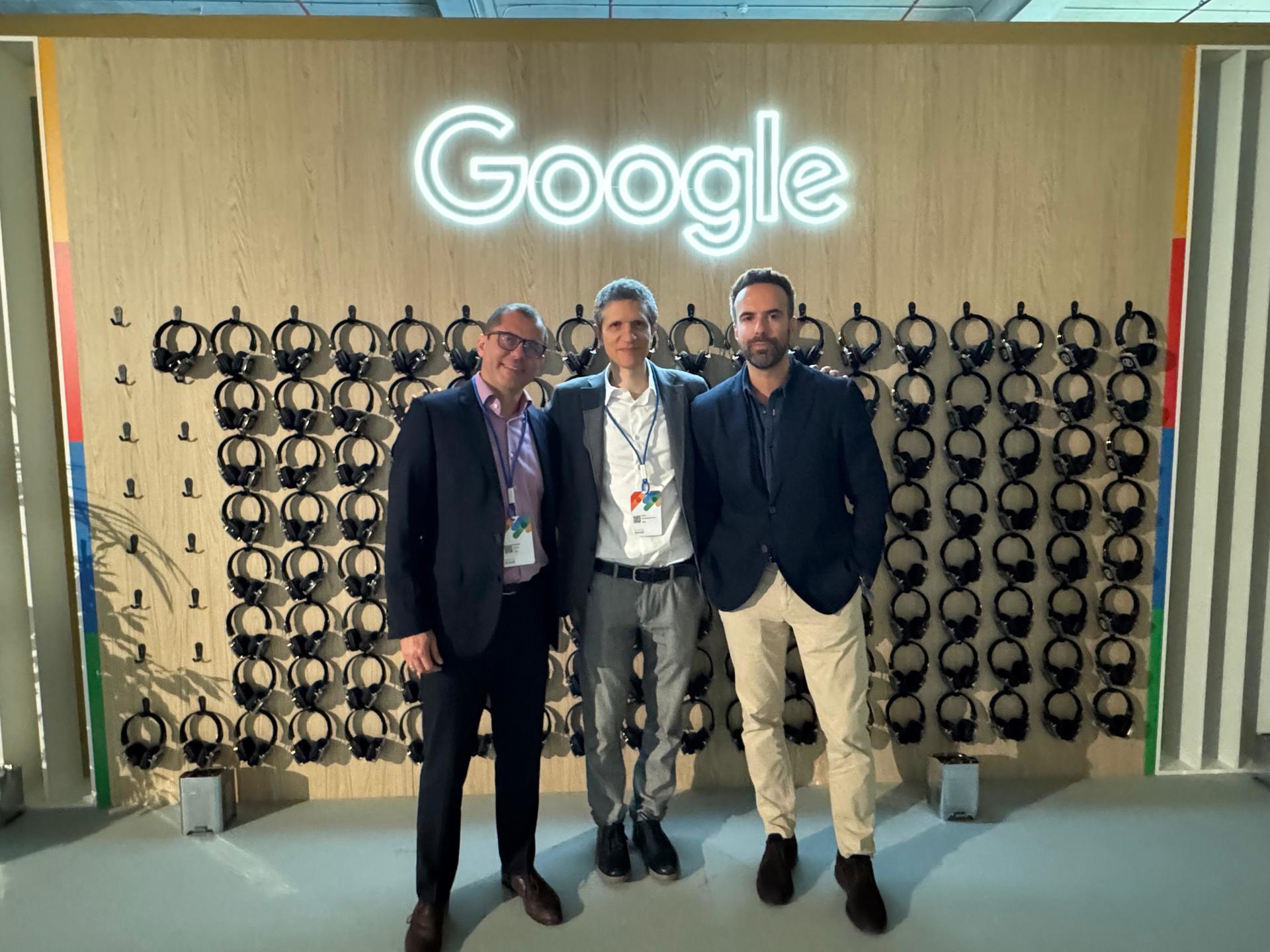 Eduardo Rocón, Carlos Fernández Tornero y Manuel Cebrián, investigadores que lideran los proyectos del CSIC financiados por Google.org. Crédito: CSIC.