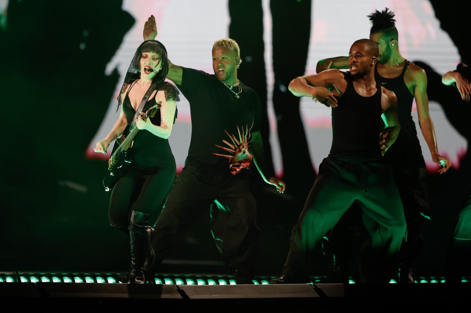 La cantante y compositora estadounidense Lady Gaga participa en un ensayo, previo a su concierto, este viernes, en Río de Janeiro (Brasil). EFE/ Andre Coelho