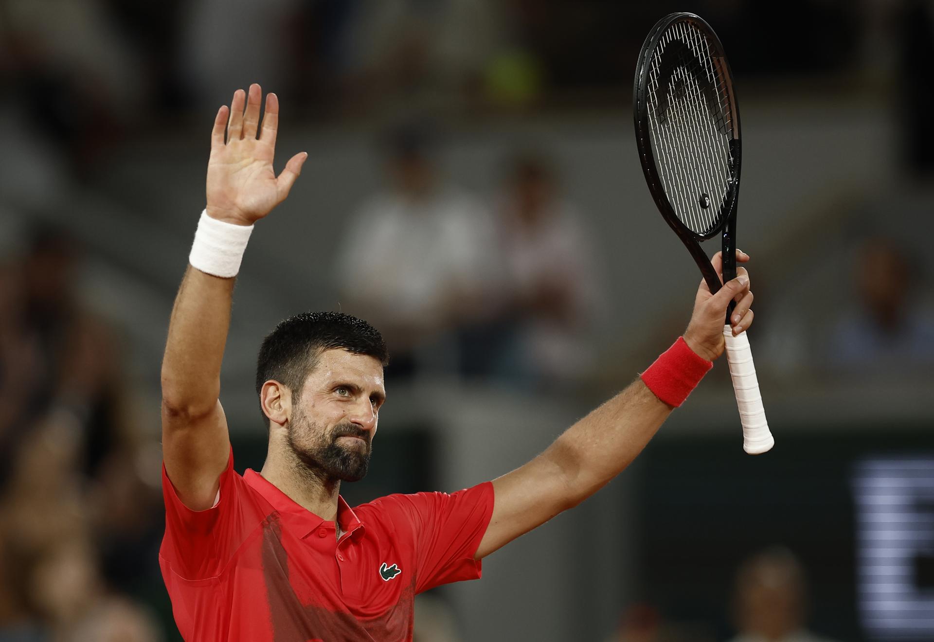 El serbio Novak Djokovic en su partido ante el austriaco Filip Misolic en Roland Garros. EFE/EPA/YOAN VALAT