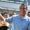 El expresidente de Brasil, Jair Bolsonaro, saluda al salir del Hospital DF Star de Brasilia este domingo, en Brasilia (Brasil). EFE/ Andre Borges