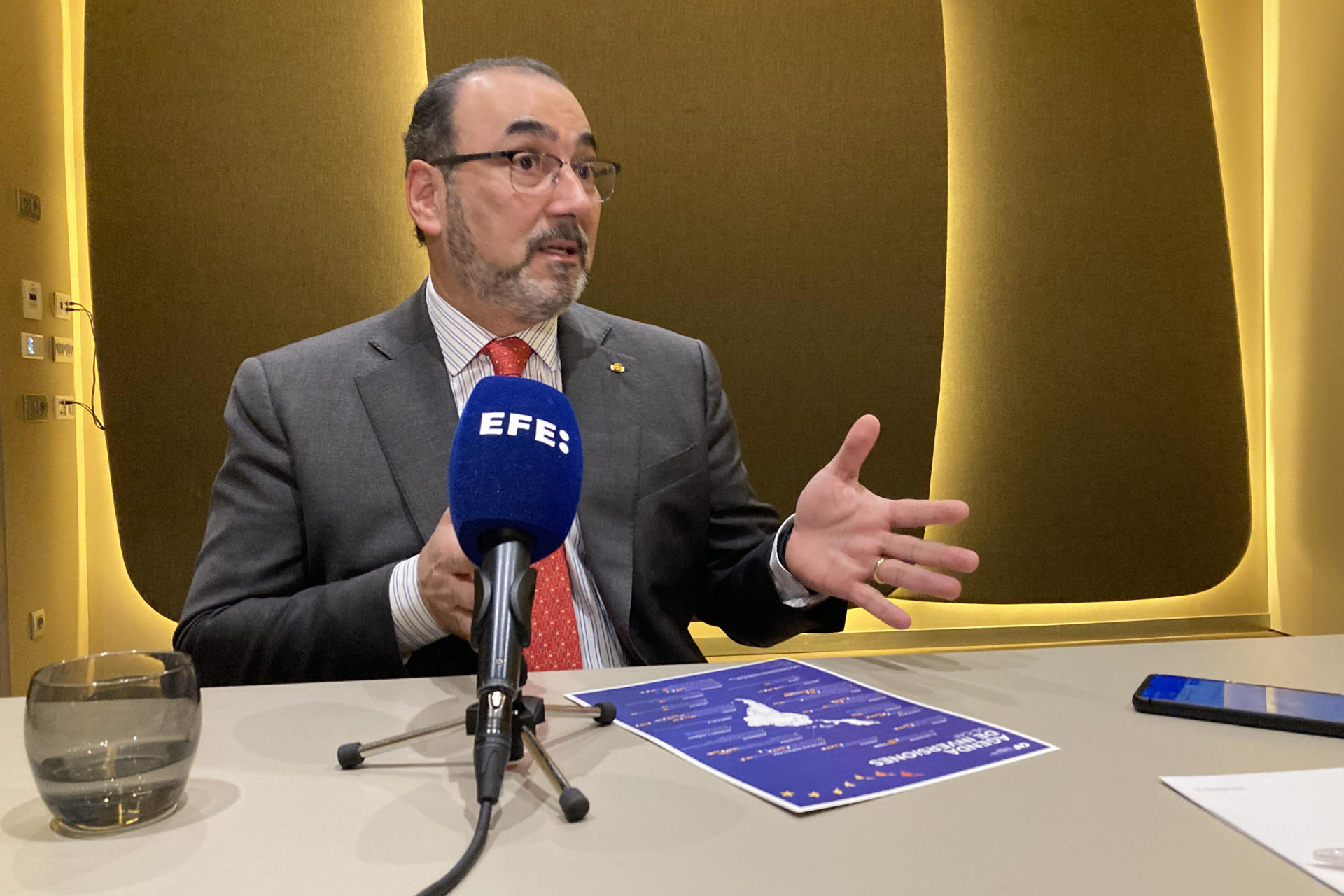 Fotografía de archivo del presidente ejecutivo del Banco de Desarrollo de América Latina-CAF, Sergio Díaz-Granados, durante una entrevista con EFE, en Brusela (Bélgica). EFE/Sergio Díaz Granados