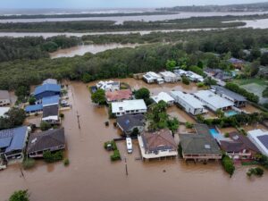 Partes de la ciudad Port Macquarie inundadas a raíz del temporal de lluvias golpea el este de Australia.
EFE/EPA/Lindsay Moller AUSTRALIA AND NEW ZEALAND OUT
