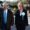 El líder de Reform UK, Nigel Farage (C) y la candidata a la elección parcial de Runcon y Helsby, Sarah Pochin (R) durante un paseo en Frodsham, Gran Bretaña, el 24 de marzo de 2025. (Reino Unido) 
EFE/EPA/ADAM VAUGHAN
