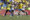 El centrocampista de Las Palmas Javi Muñoz (2d), durante el partido de LaLiga de fútbol que UD Las Palmas y Valencia CF disputaron en el Estadio de Gran Canaria. EFE/Elvira Urquijo
