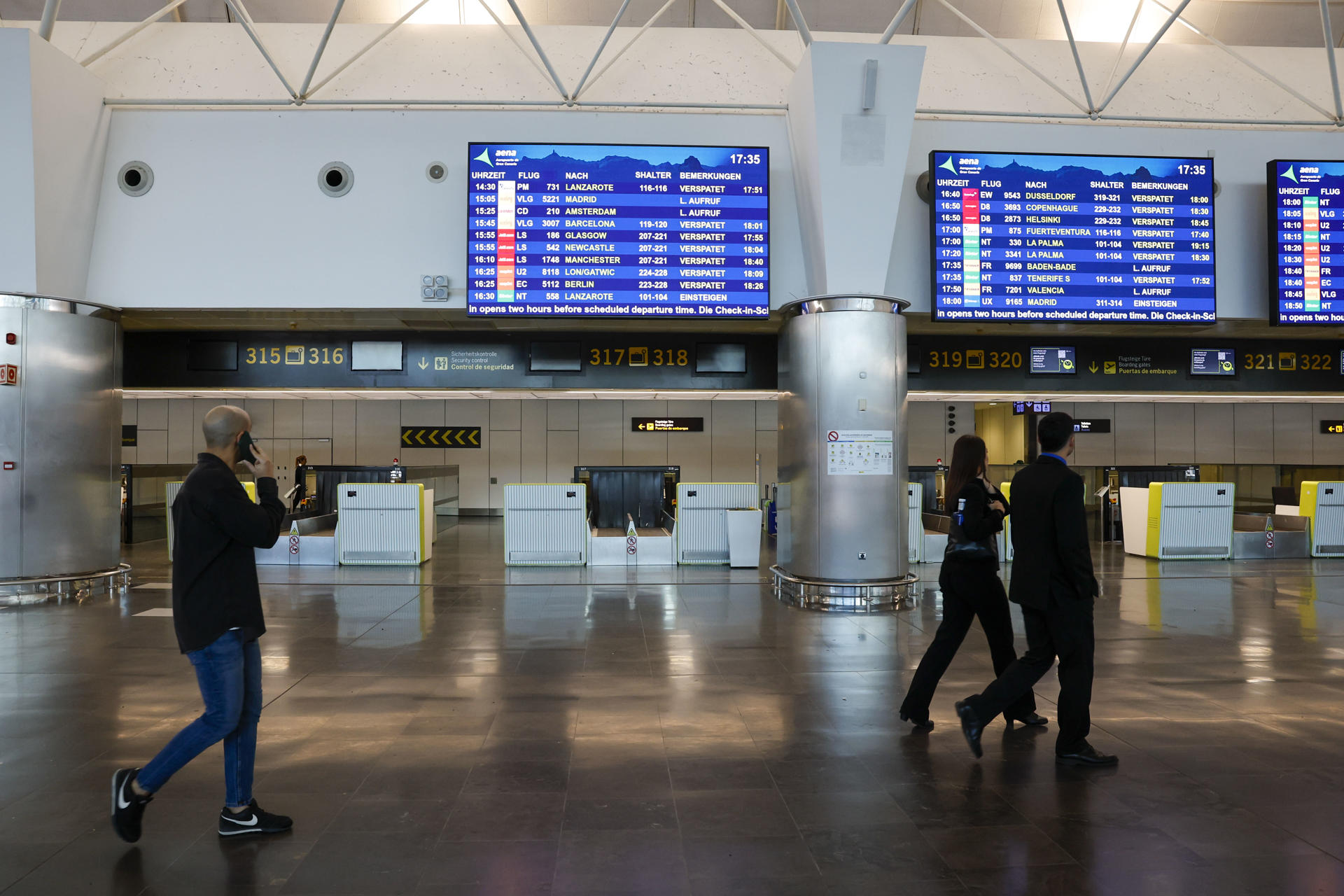 Imagen de archivo del aeropuerto de Gran Canaria. EFE/ Elvira Uquijo Á.