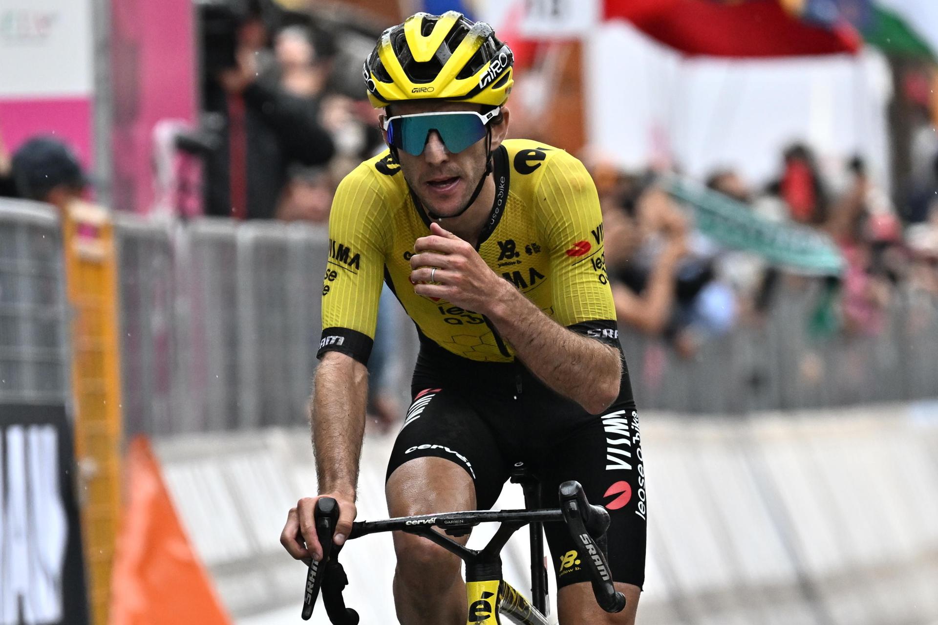 - El británico Simon Yates (Visma Lease a Bike) escribió una hazaña histórica en el Giro de Italia logrando la 'maglia' rosaEFE/EPA/LUCA ZENNARO
