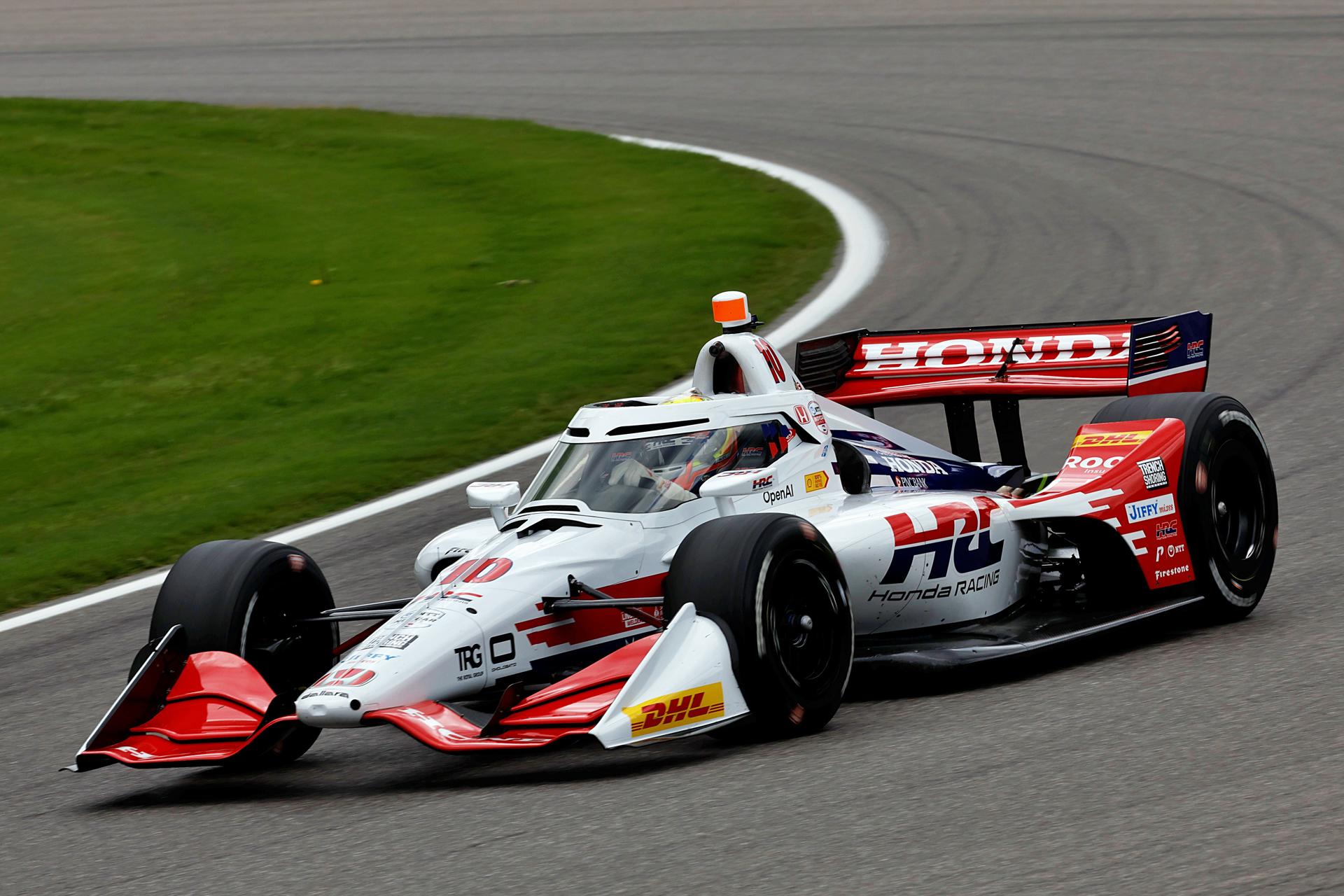 Fotografía cedida por IndyCar donde aparece el piloto español Álex Palou, del equipo Chip Ganassi, mientras compite para ganar el Gran Premio de Alabama disputado este domingo en el Barber Motorsports Park en Birmingham (Alabama, EE.UU). EFE/Joe Skibinski/IndyCar SOLO USO EDITORIAL/SOLO DISPONIBLE PARA ILUSTRAR LA NOTICIA QUE ACOMPAÑA (CRÉDITO OBLIGATORIO)