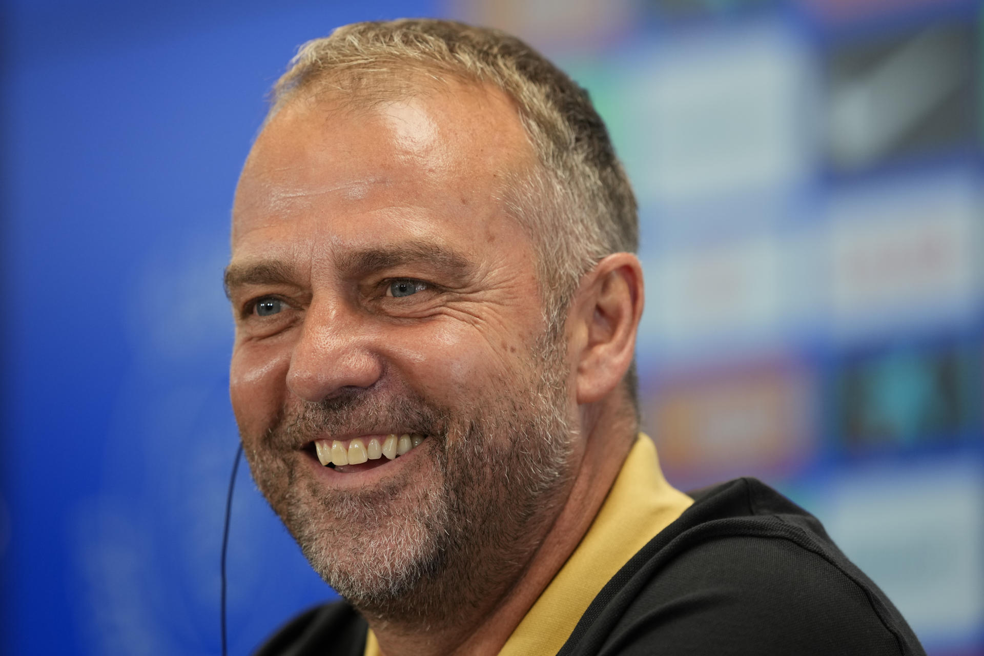 El entrenador del FC Barcelona, Hansi Flick, durante la rueda de prensa previa al último partido de Liga, contra el Athletic Club. EFE/Alejandro García