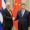 Fotografía cedida por Presidencia de Cuba que muestra al presidente chino, Xi Jinping (d), saludando al presidente cubano, Miguel Díaz-Canel (i), durante una reunión en el marco de las celebraciones por el 80 aniversario del fin de la II Guerra Mundial en Europa, este viernes en Moscú (Rusia). EFE/Alejandro Azcuy/Presidencia de Cuba