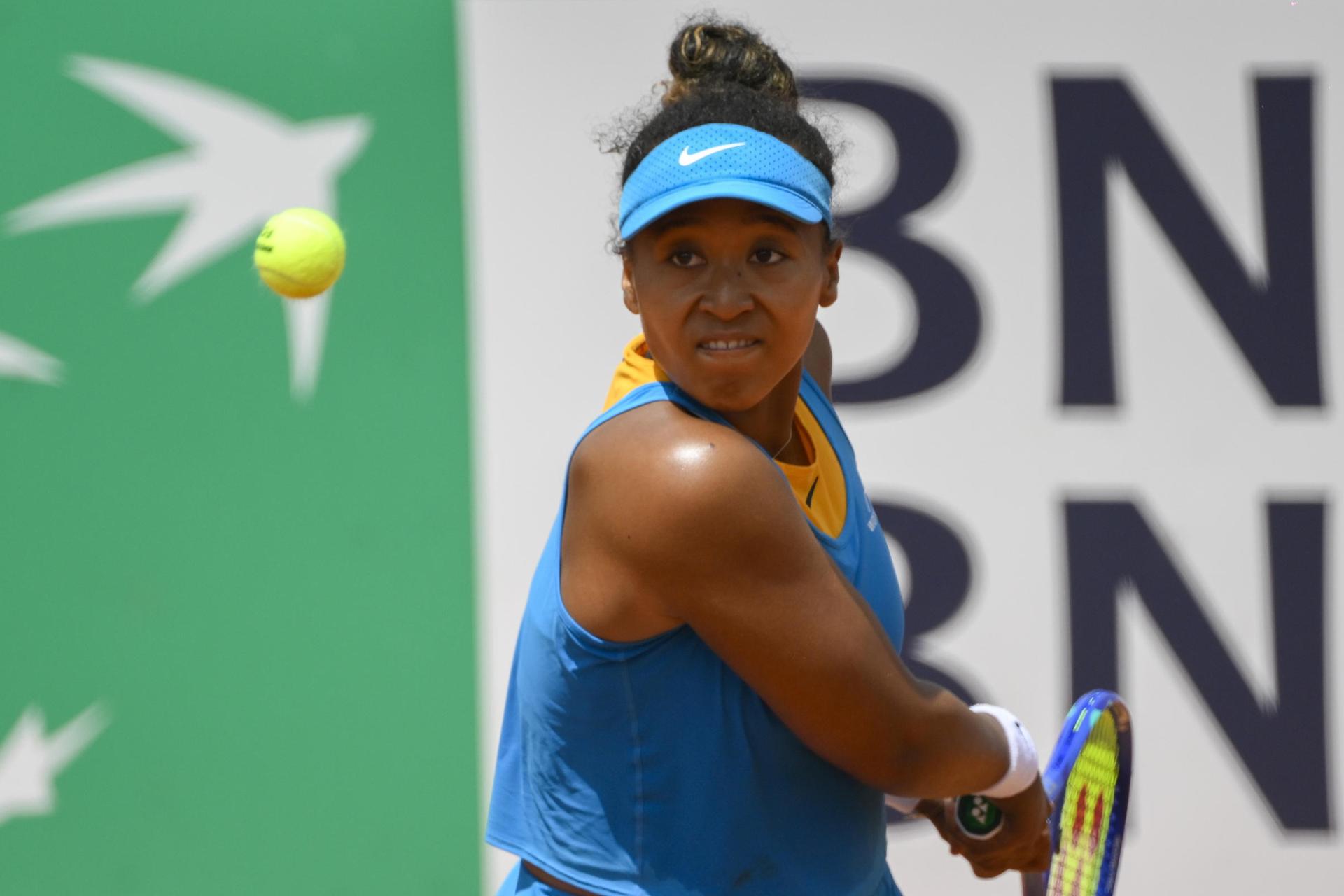 La japonesa Naomi Osaka durante el partido ante la suiza Viktorija Golubic. EFE/FABRIZIO CORRADETTI