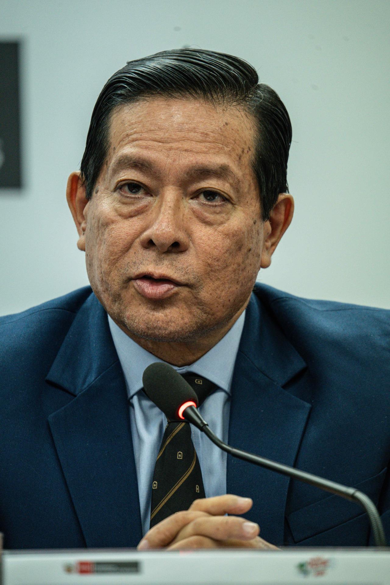 Fotografía de archivo del primer ministro de Perú, Eduardo Arana, en una rueda de prensa, en Lima (Perú). EFE/ John Reyes
