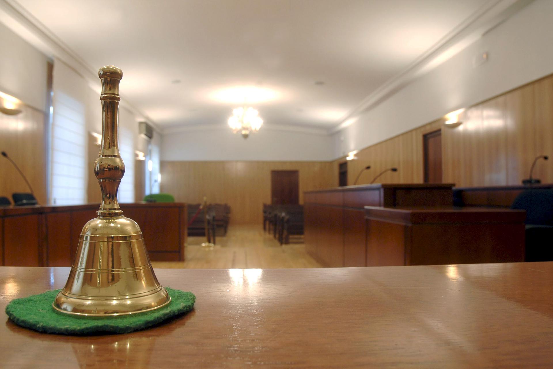 Imagen de archivo de una sala de vistas en una Audiencia Provincial. EFE/NACHO GALLEGO