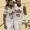 El escolta de los Cleveland Cavaliers Donovan Mitchell (d), junto al alero Darius Garland (i). EFE/ David Maxwell