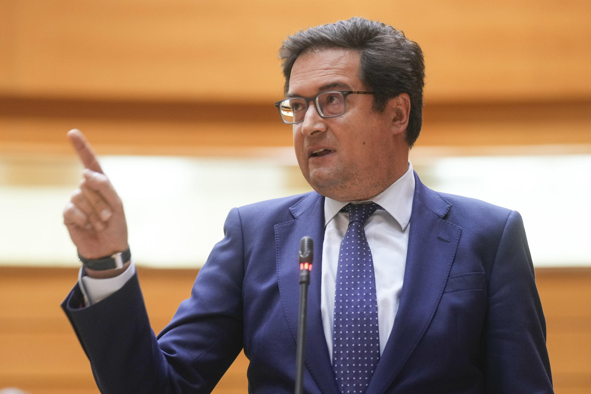 Imagen del ministro para la Transformación Digital y de la Función Pública, Óscar López. EFE/ Borja Sánchez-Trillo
